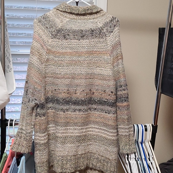 Free People Sweater - Picture 5 of 9